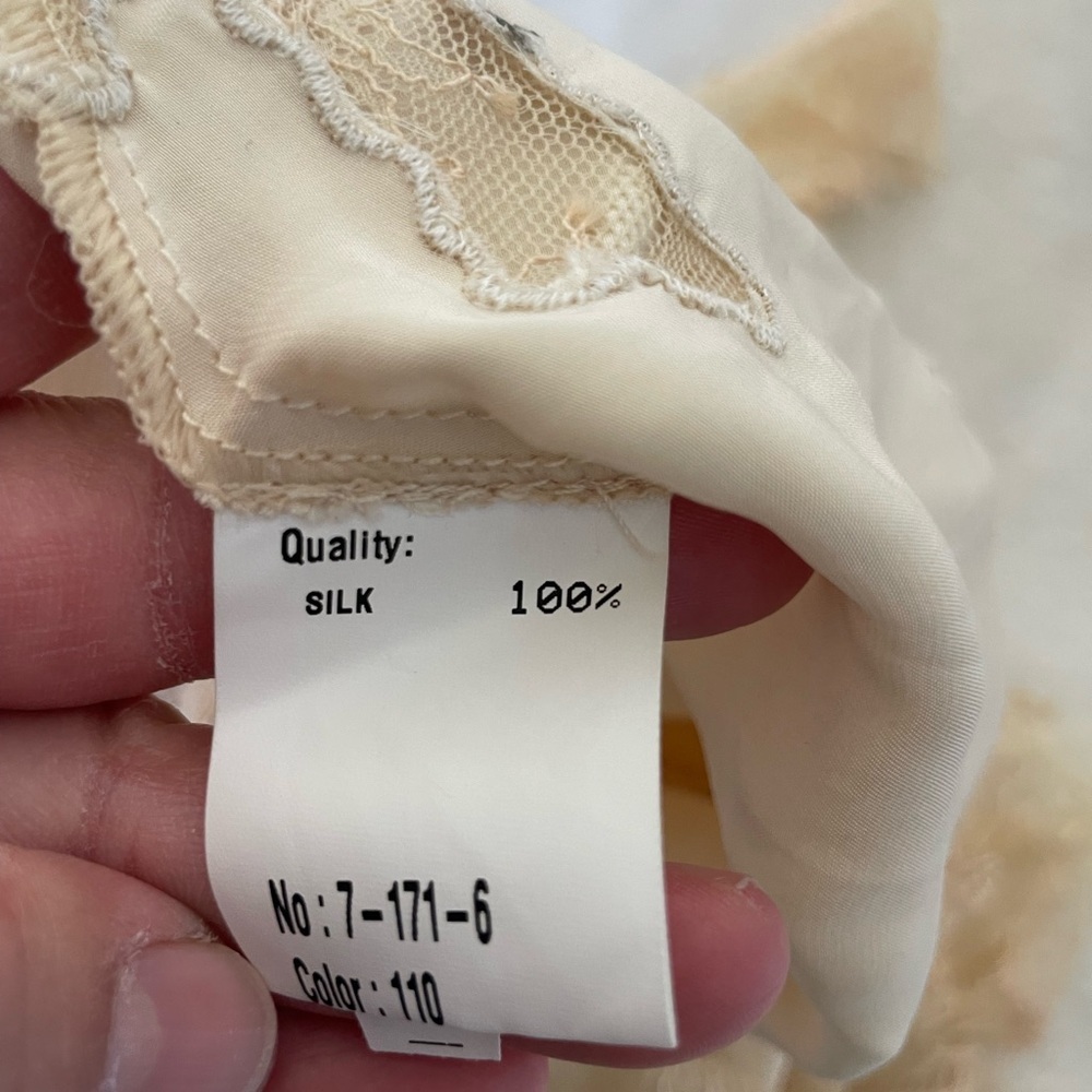 IROO Cream Satin and Lace Chemise - Picture 10 of 12